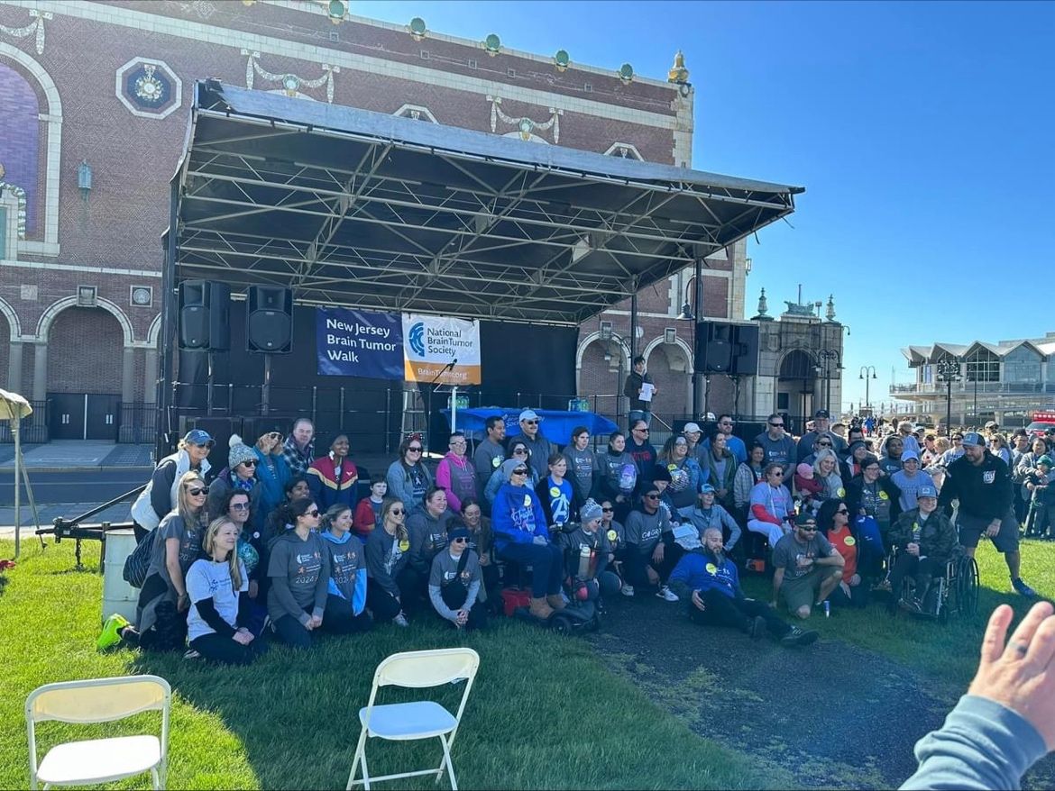 Small Miracles Walking for Hope at the National Brain Tumor Walk